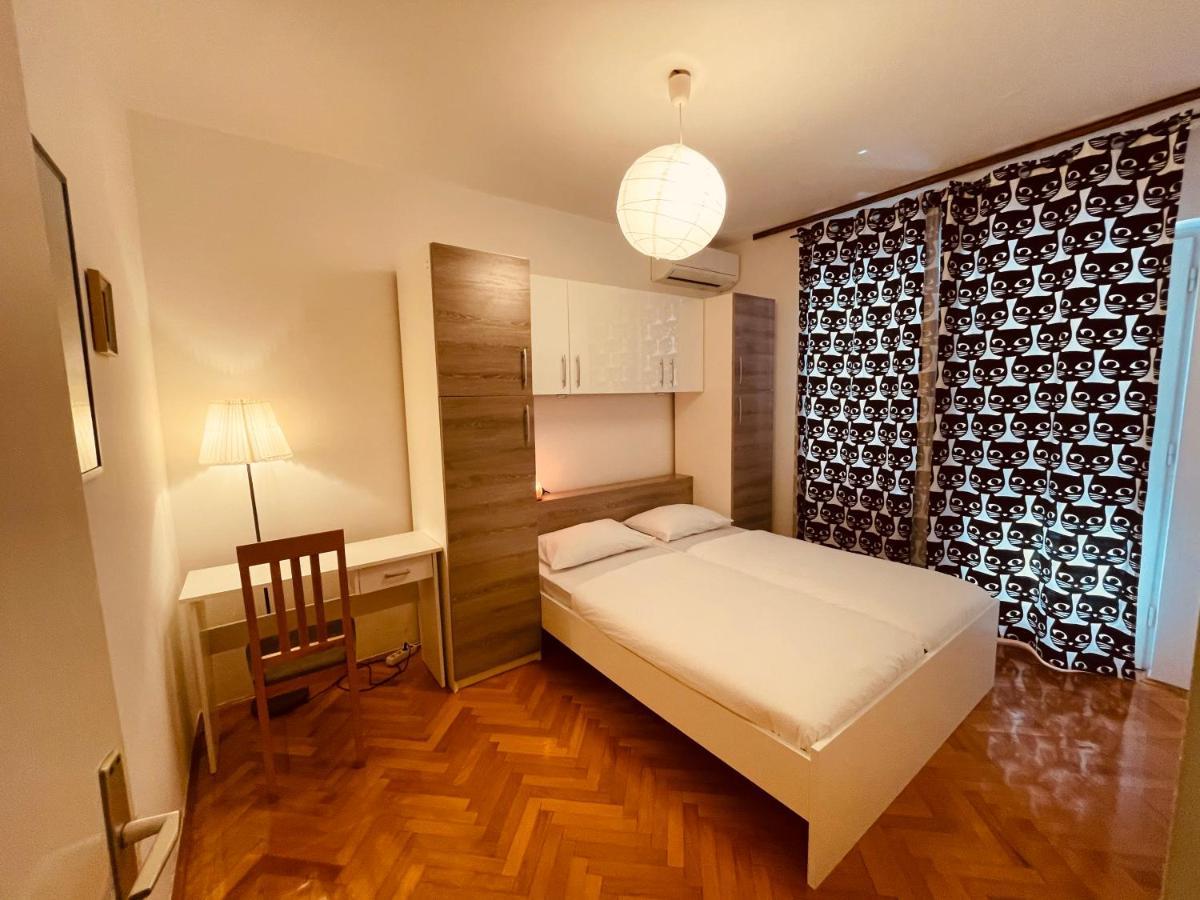 Central Single House With Parking-Top Location! 노바야 외부 사진