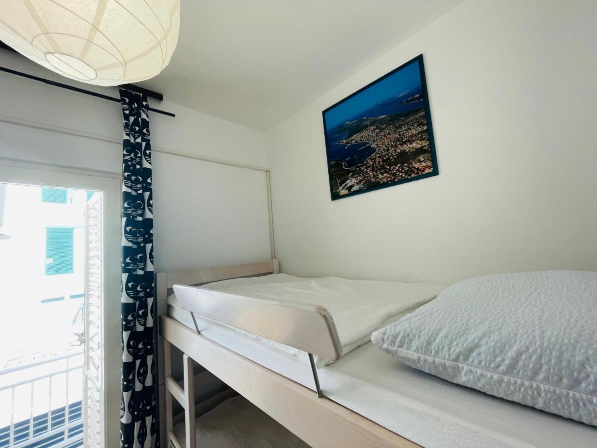 Central Single House With Parking-Top Location! 노바야 외부 사진