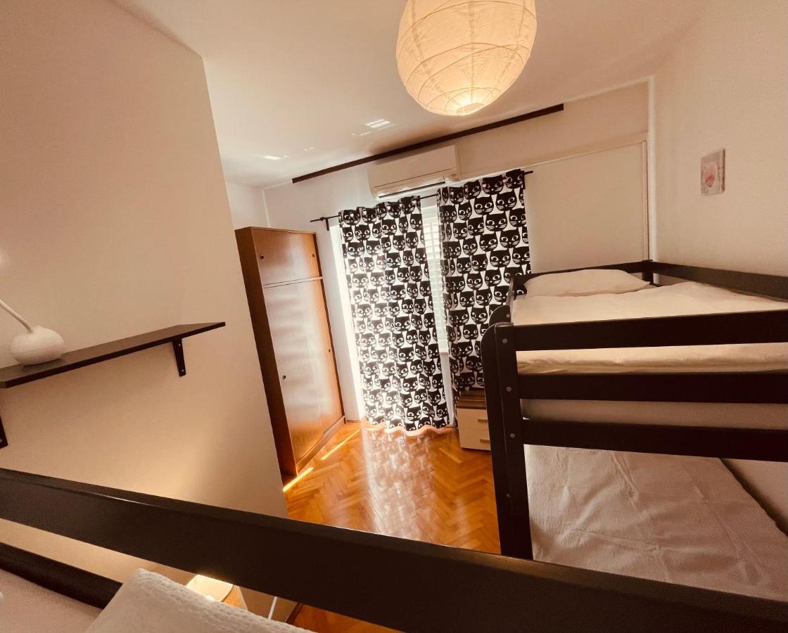 Central Single House With Parking-Top Location! 노바야 외부 사진
