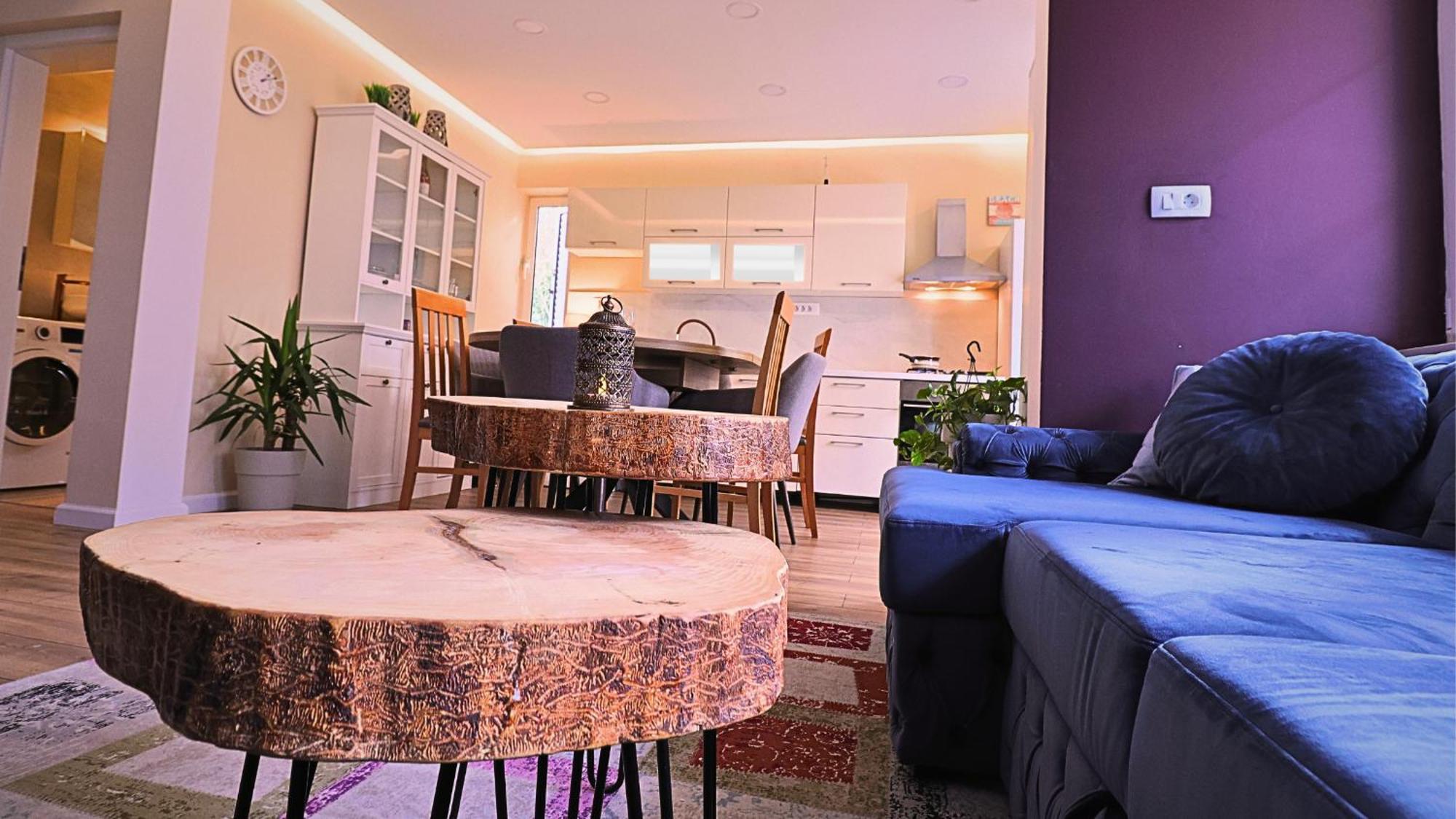 Central Single House With Parking-Top Location! 노바야 외부 사진